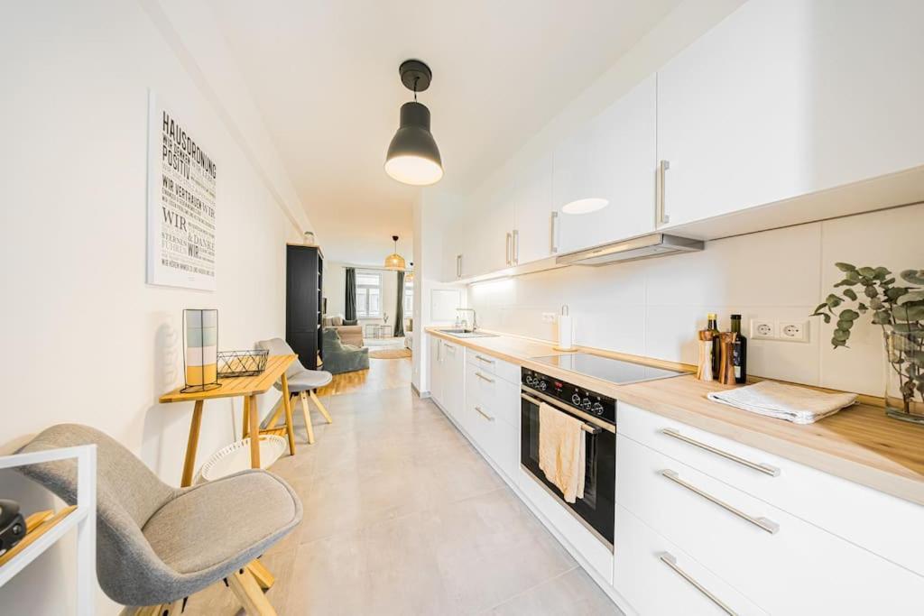 Stylisches Zentrales City-Apartment Mit 2 Balkonen Leipzig Extérieur photo