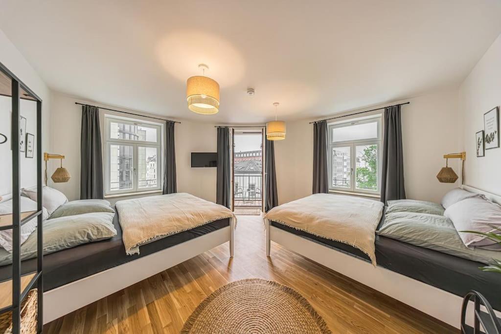 Stylisches Zentrales City-Apartment Mit 2 Balkonen Leipzig Extérieur photo